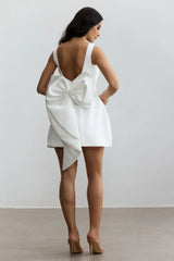 Cecila Bowknot Pearl Backless Mini Dress
