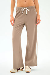 Willow Airweight Wide Leg - Latte/White