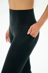 Airweight High Waist 7/8 Pocket Legging - Black