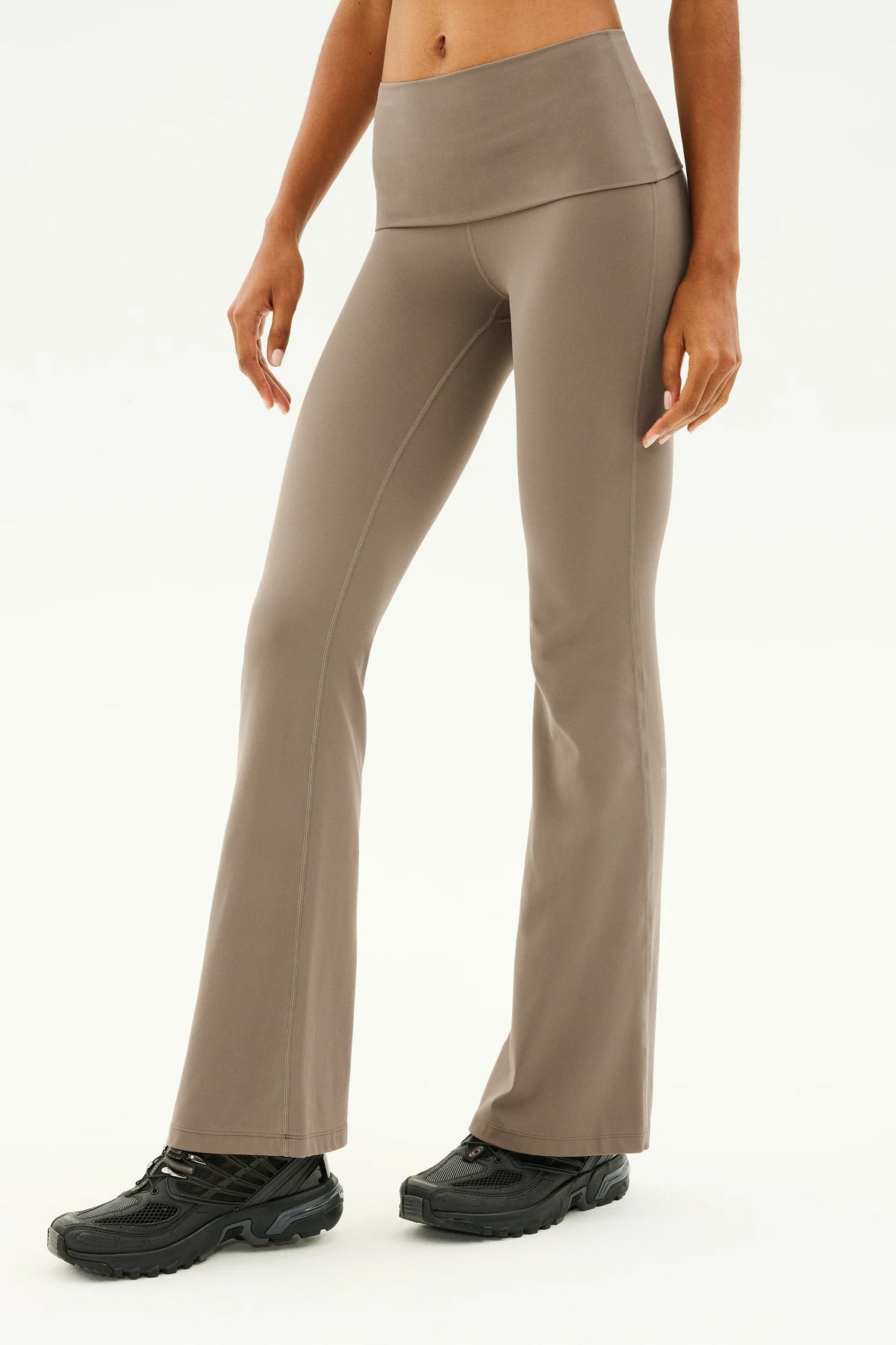 Raquel Airweight Foldover Flare - Lentil