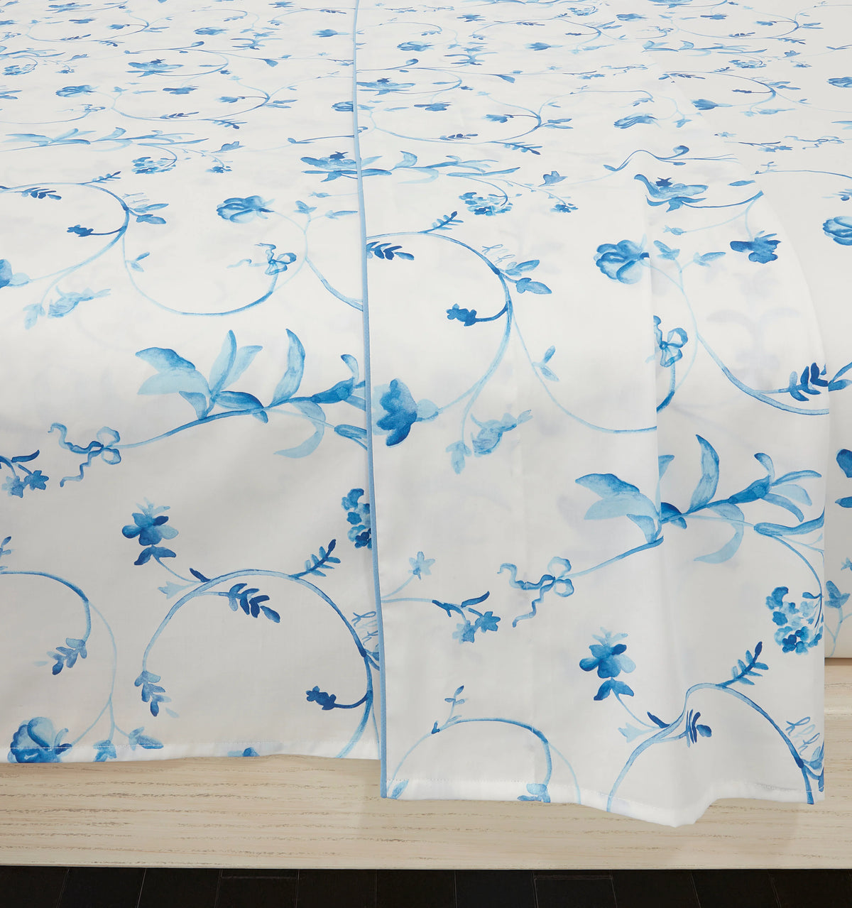 Couturebud The Top Sheet - Blue Botanical