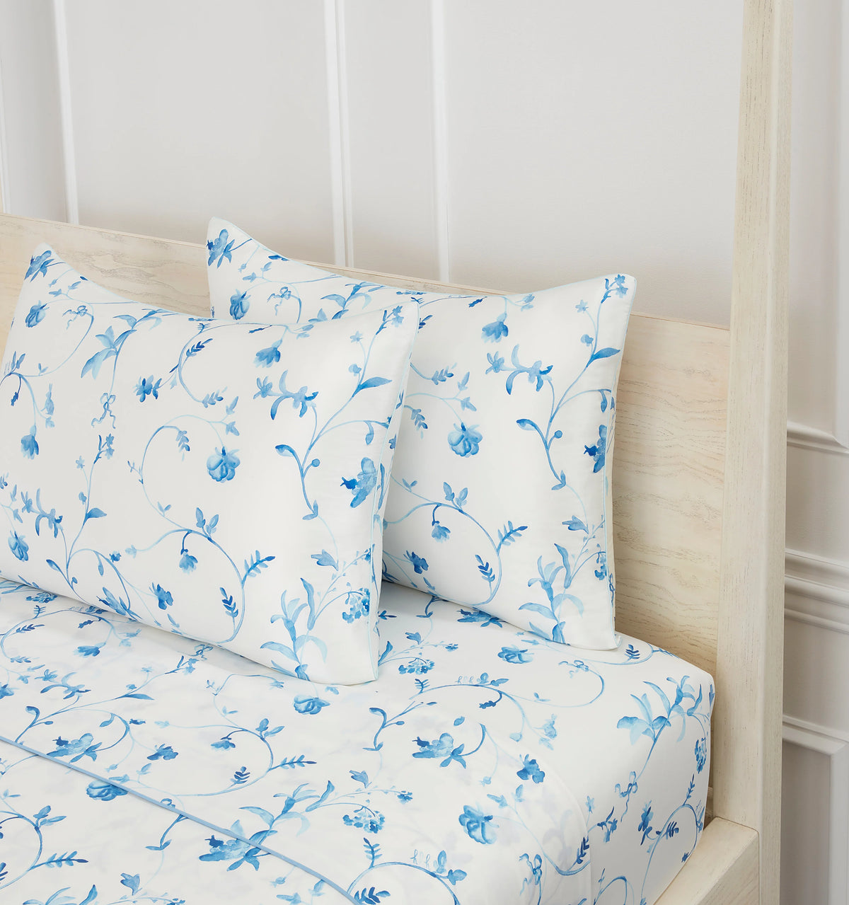 Couturebud The Sisi Silk Pillowcase - Blue Botanical