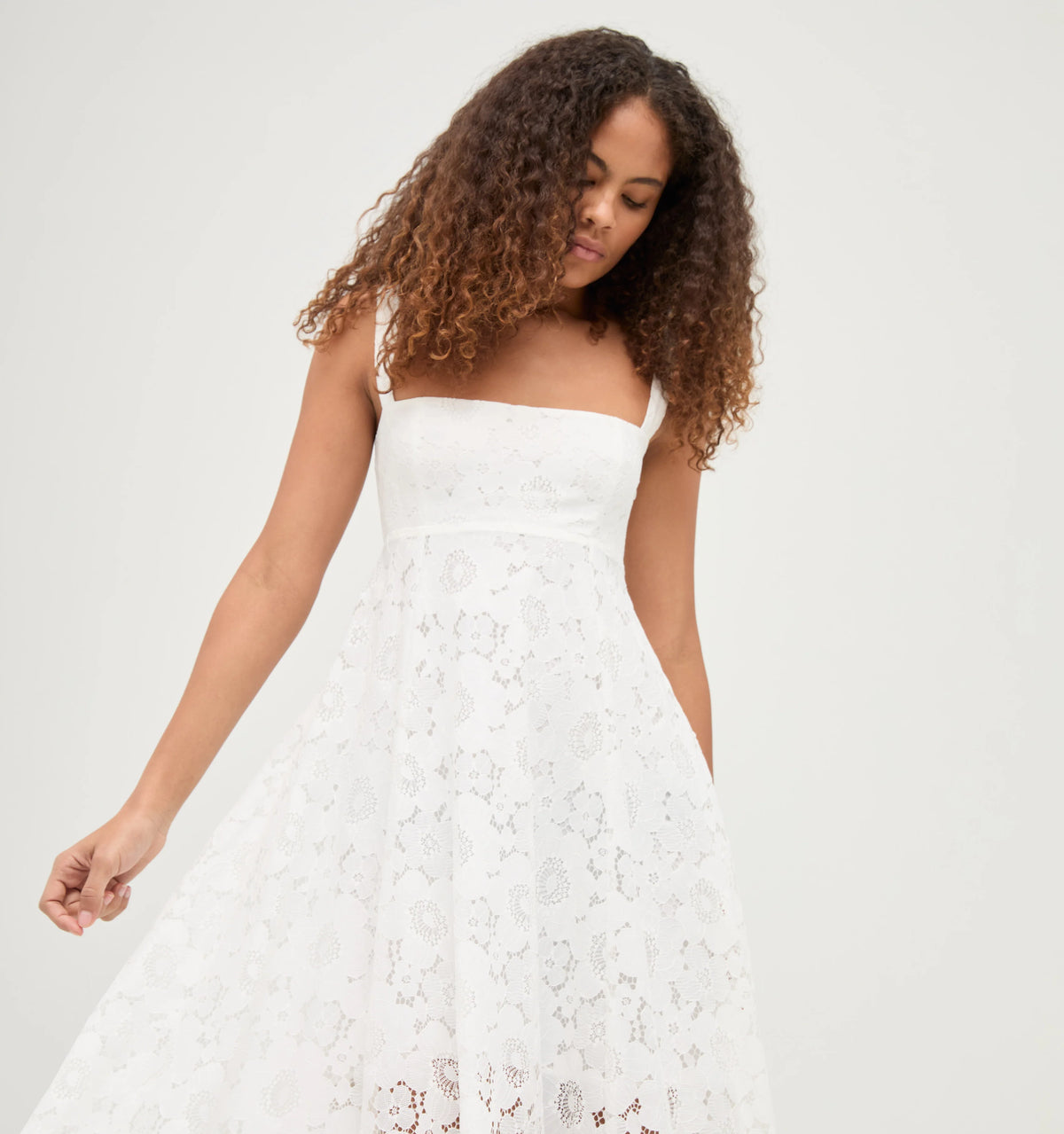 Couturebud The Lace Rowena Dress - White Floral Lace