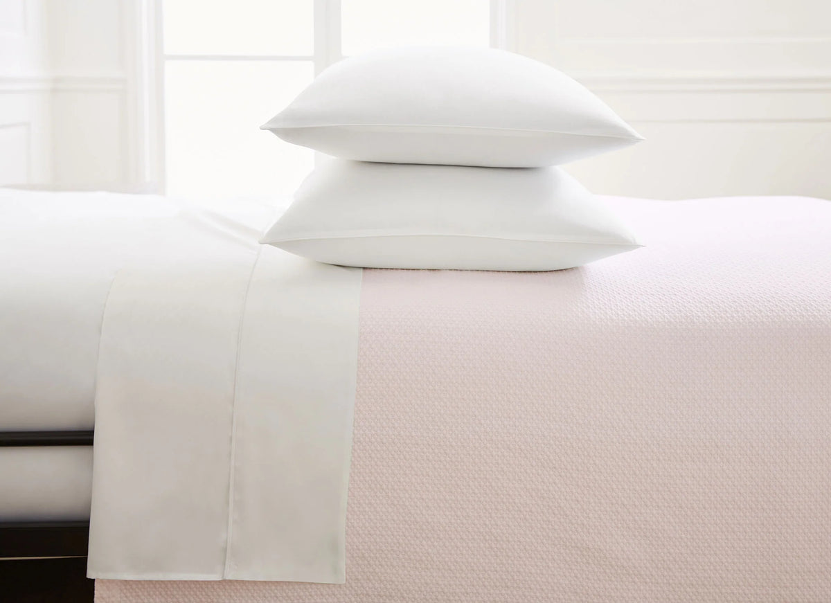 Couturebud The Dream Matelasse Coverlet - Dusty Pink