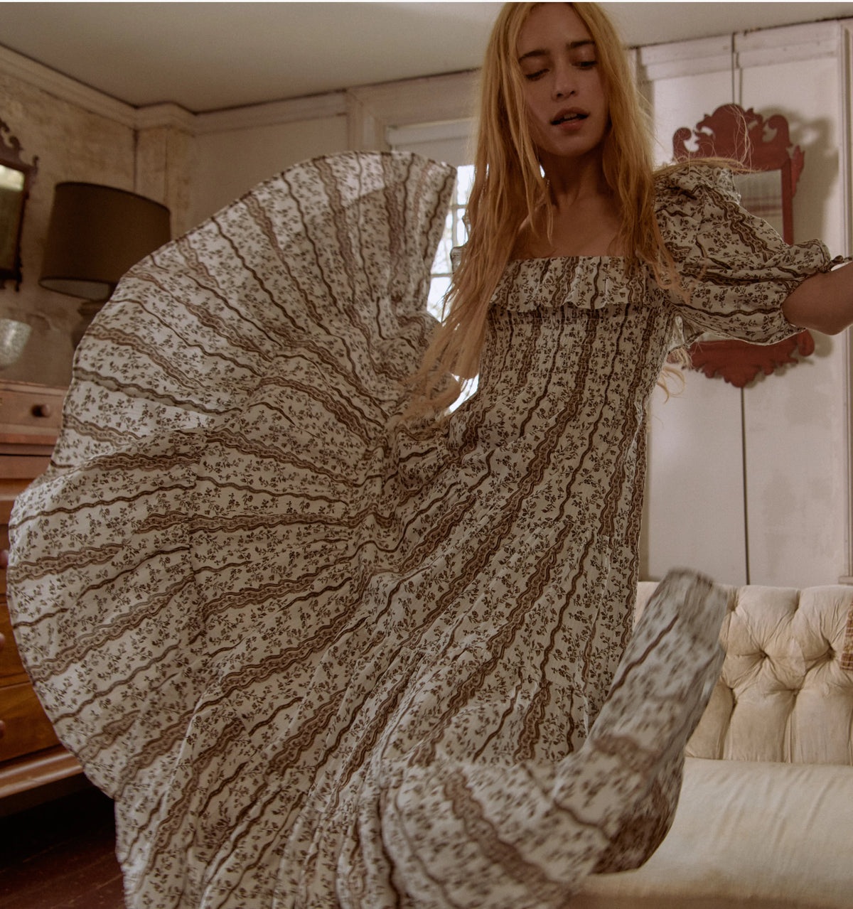 Couturebud The Corinne Nap Dress - Mocha Provence Floral