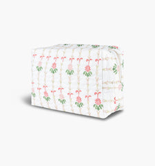 CouturebudThe Quilted Cosmetic Bag - White Trailing Fern