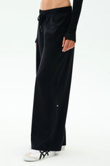 Brynn Airweight Pant - Black