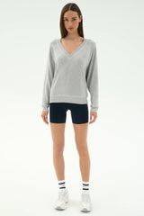 Bennie Fleece V Neck Sweatshirt - Heather Grey/White