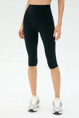 Airweight High Waist 16" Capri Legging - Black